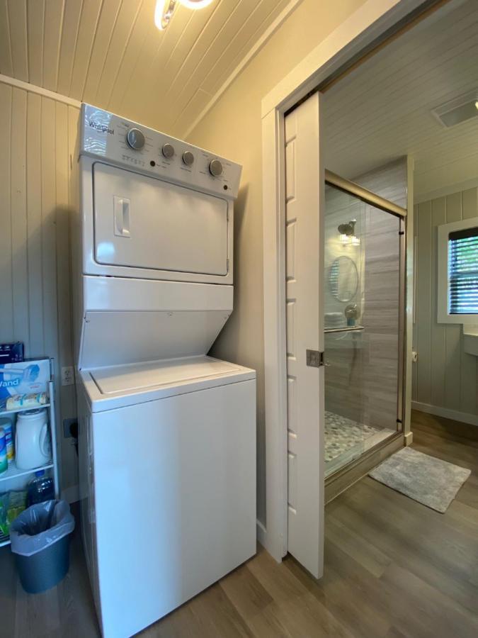 Canary Lake Cottage W/Hot Tub At Sam'S Pizza Hot Springs Exterior foto