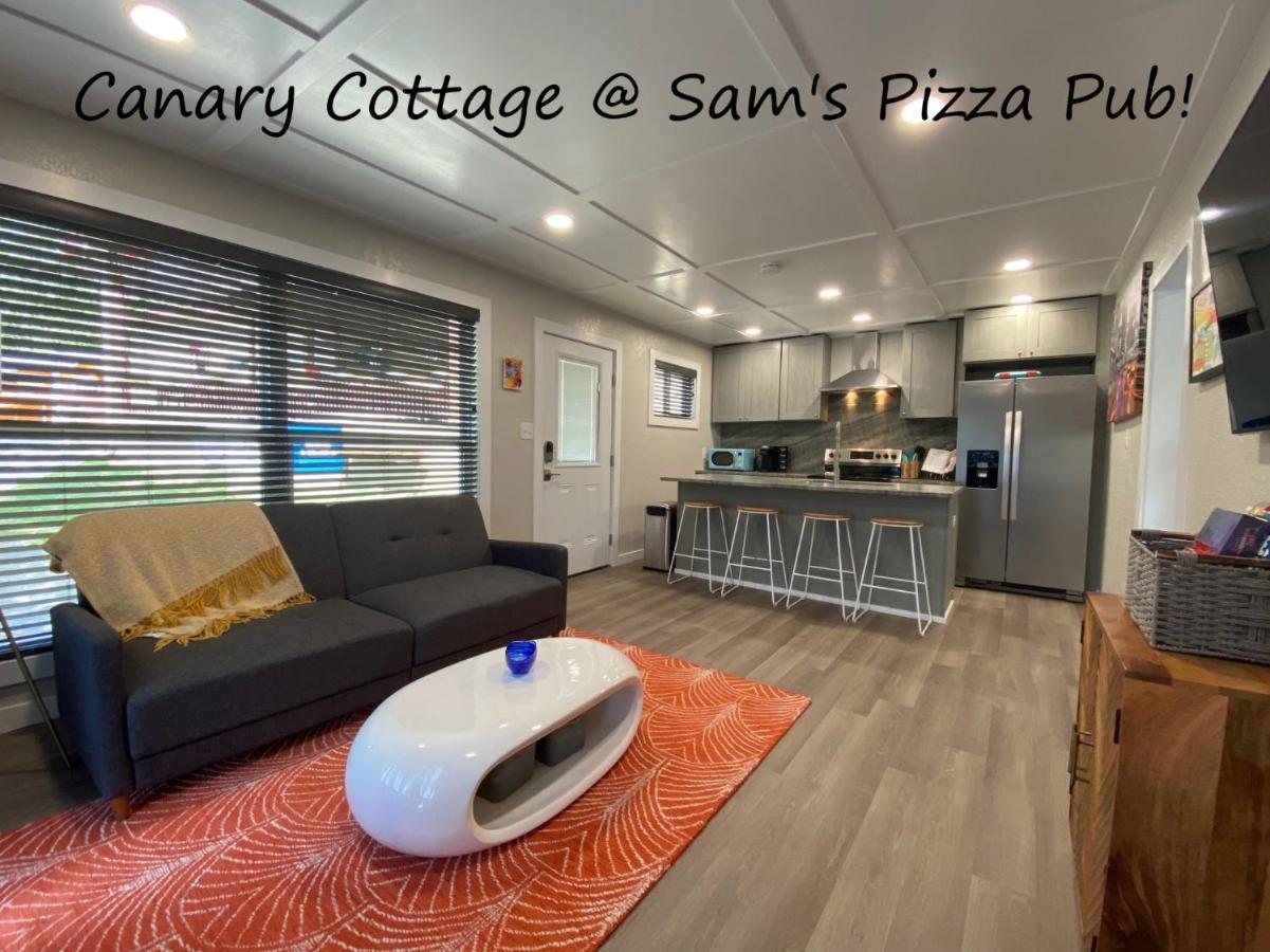Canary Lake Cottage W/Hot Tub At Sam'S Pizza Hot Springs Exterior foto